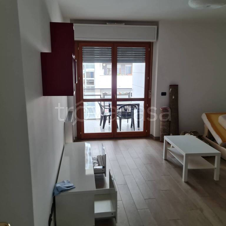 appartamento in affitto a Milano in zona Adriano