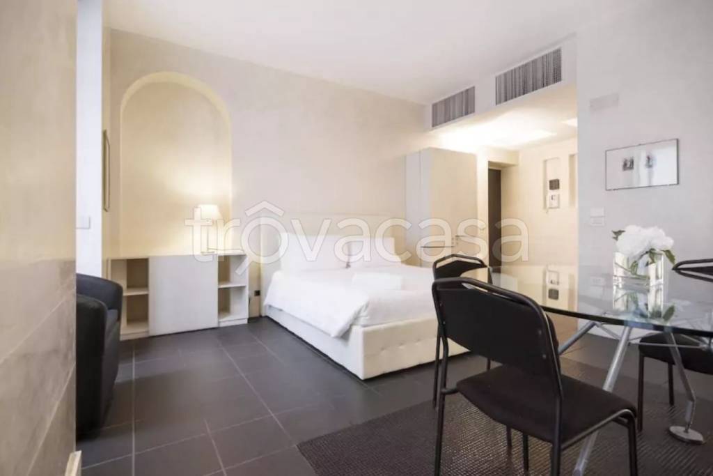 appartamento in affitto a Milano in zona Sant'Ambrogio