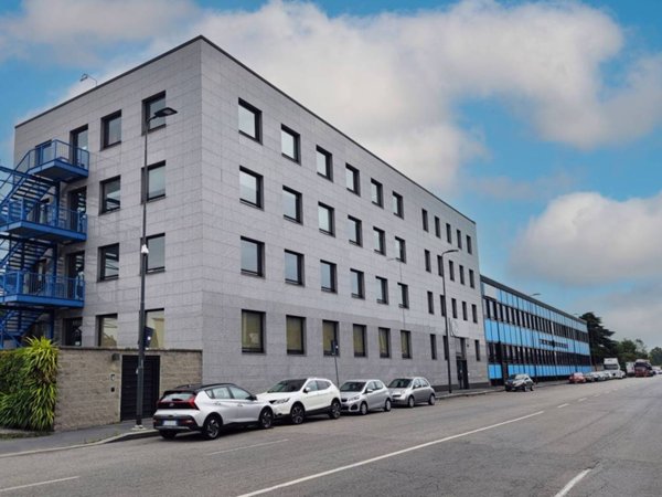 ufficio in affitto a Milano in zona Piazzale Lodi