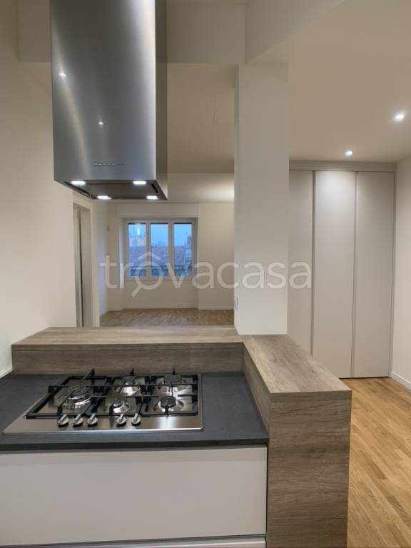 appartamento in affitto a Milano