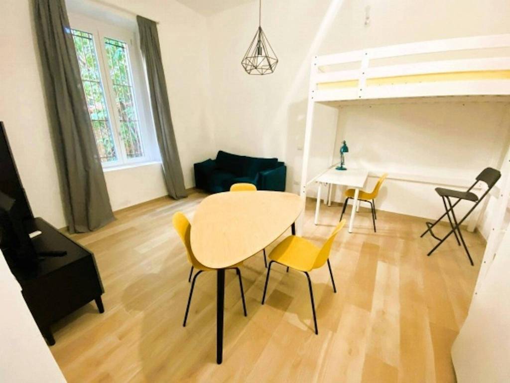 appartamento in affitto a Milano in zona Centro Direzionale