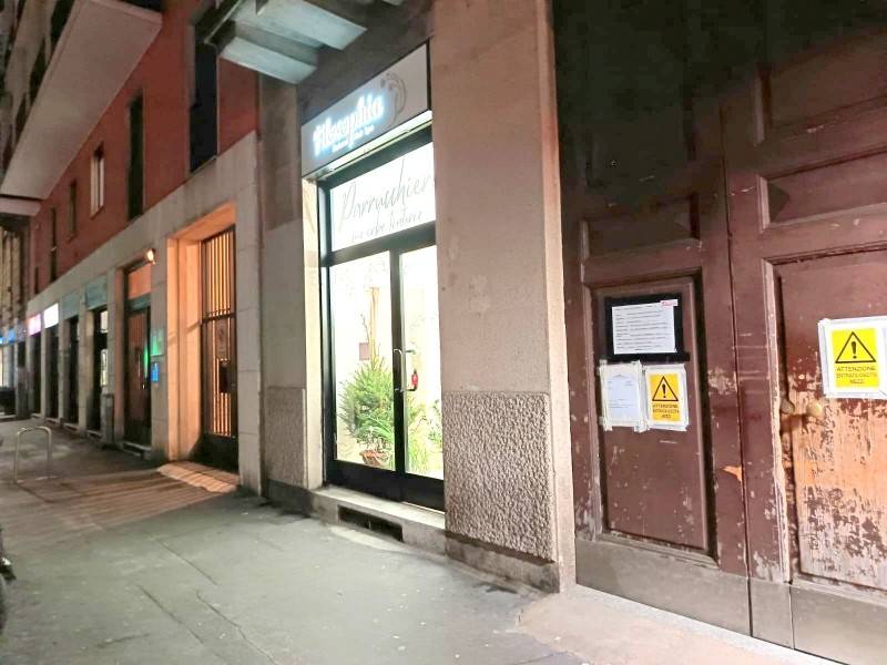 negozio in affitto a Milano in zona Forze Armate