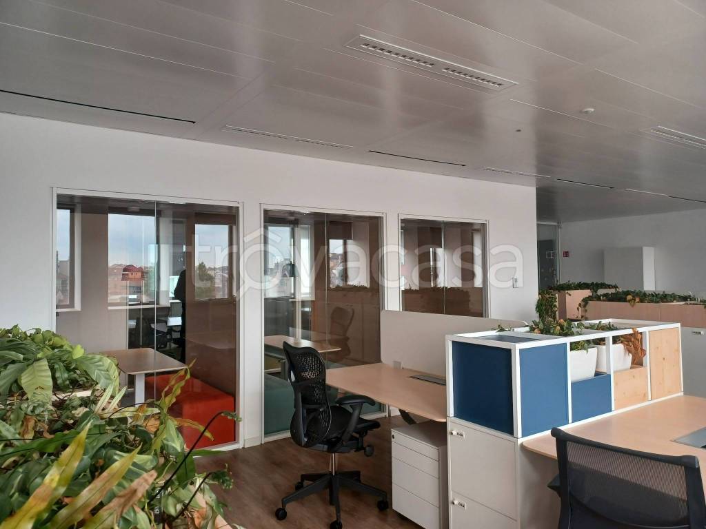 ufficio in affitto a Milano