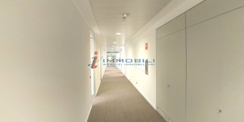 ufficio in affitto a Milano in zona Porta Genova