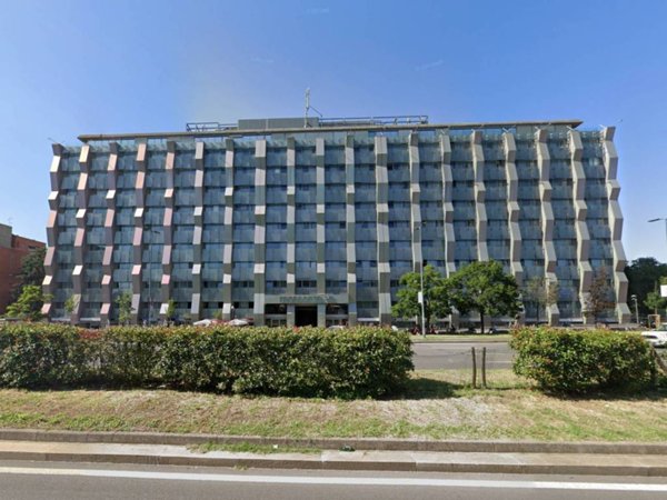 ufficio in affitto a Milano in zona Famagosta