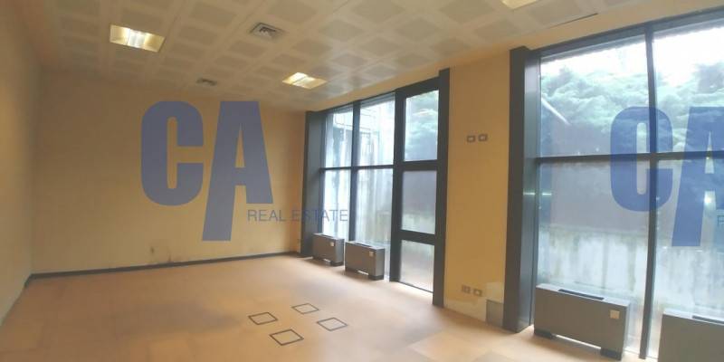 intera palazzina in affitto a Milano in zona Corvetto