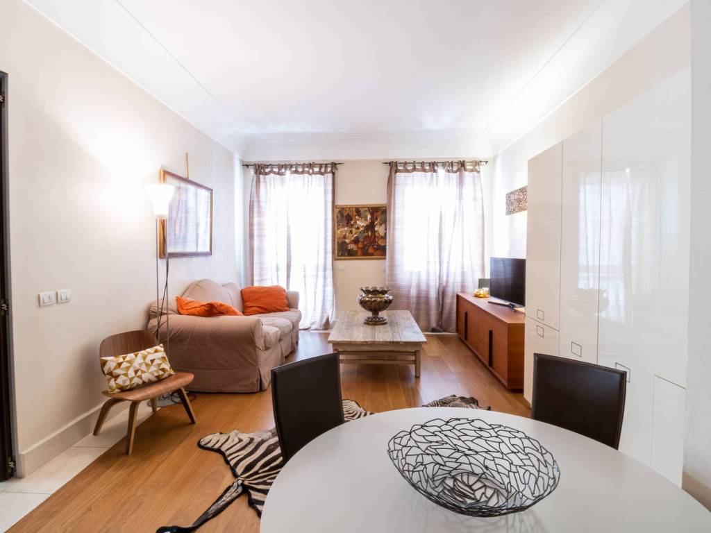 appartamento in affitto a Milano in zona Sant'Ambrogio