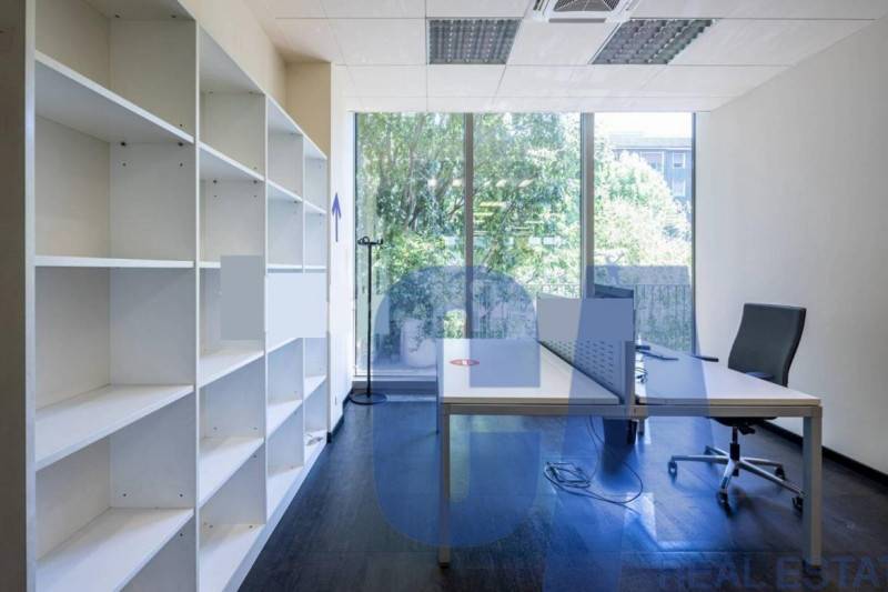 ufficio in affitto a Milano in zona Barona