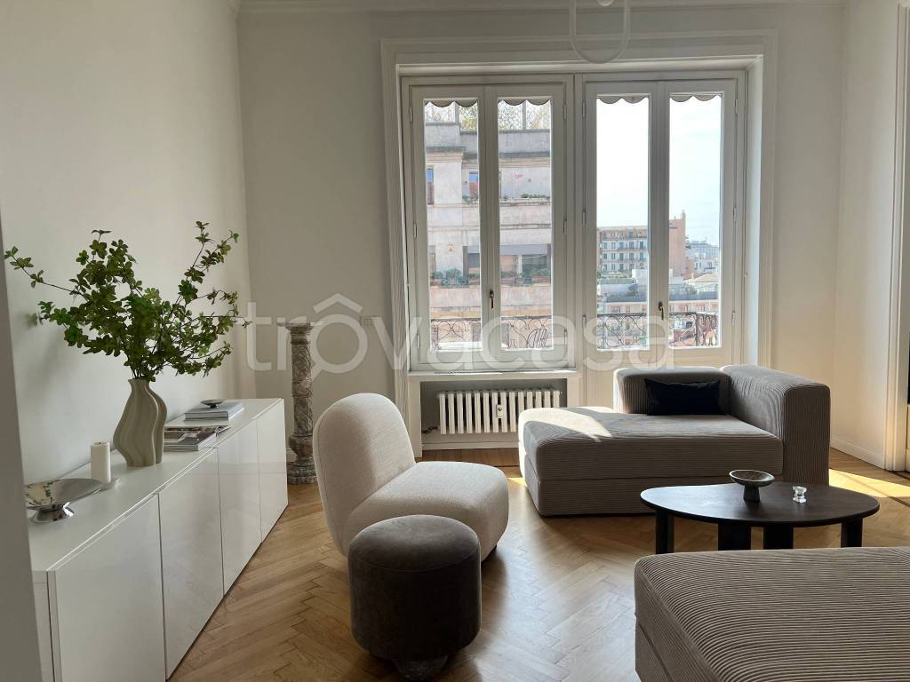 appartamento in affitto a Milano in zona Centro Direzionale