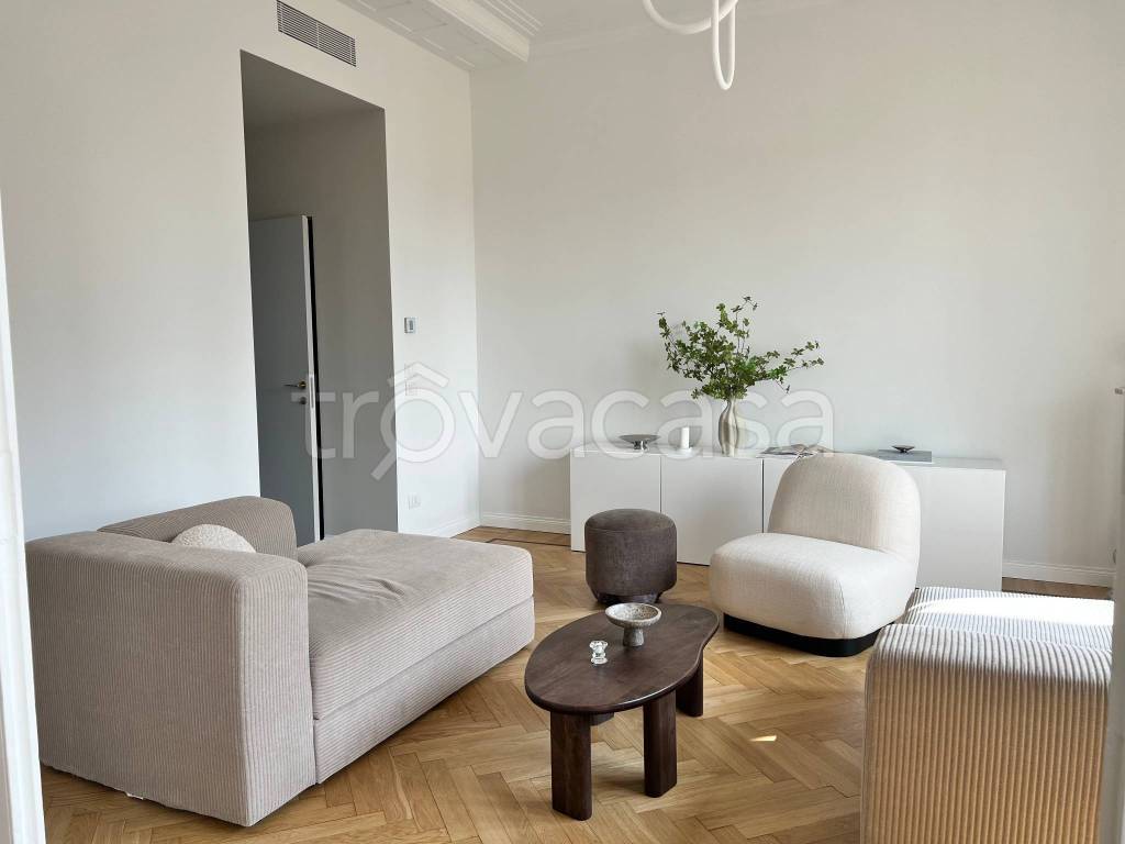 appartamento in affitto a Milano in zona Centro Direzionale