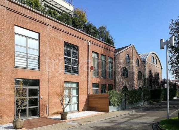 ufficio in affitto a Milano in zona Barona