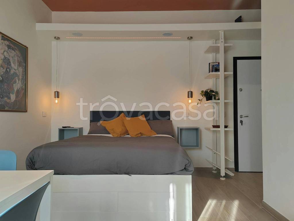 appartamento in affitto a Milano in zona Lambrate