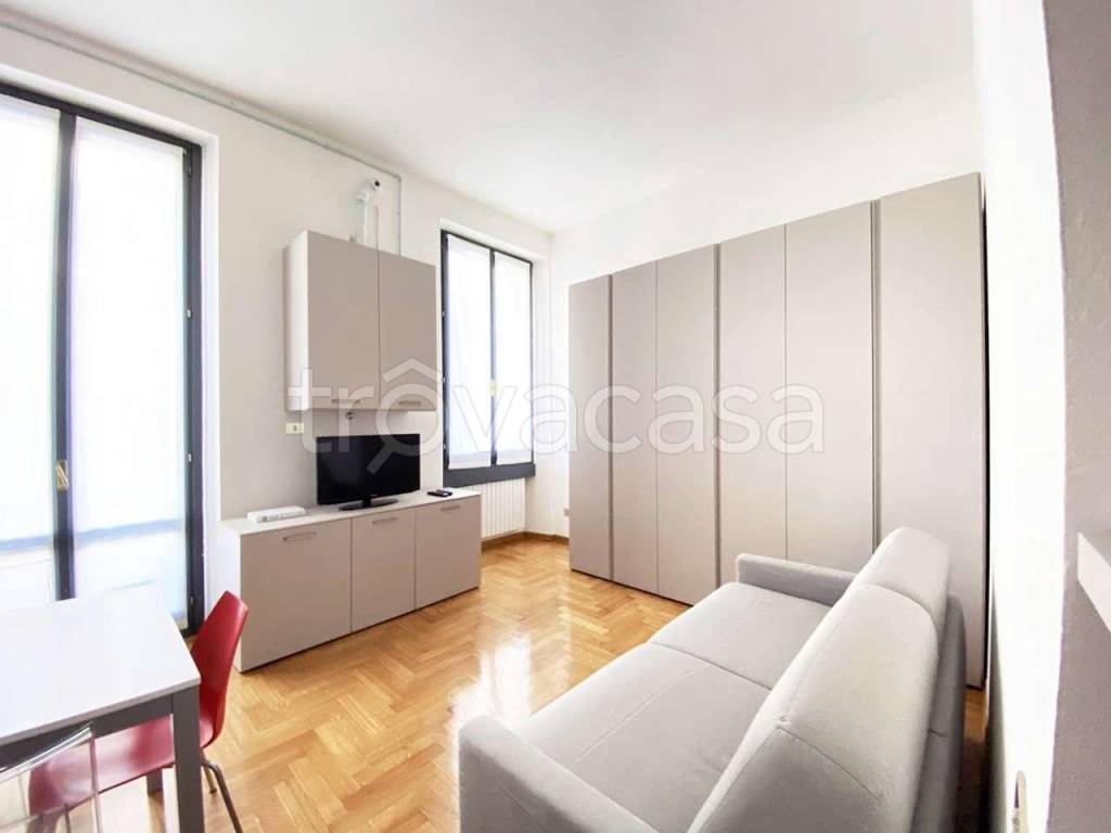 appartamento in affitto a Milano in zona Cinque Giornate