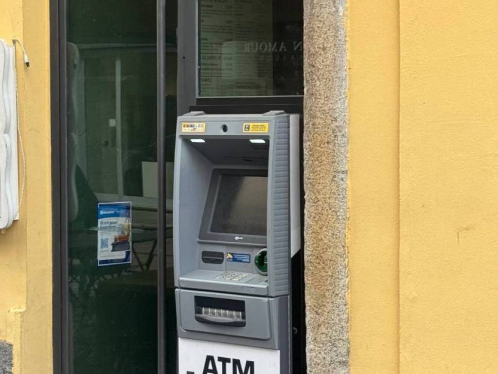 negozio in affitto a Milano in zona Porta Ticinese