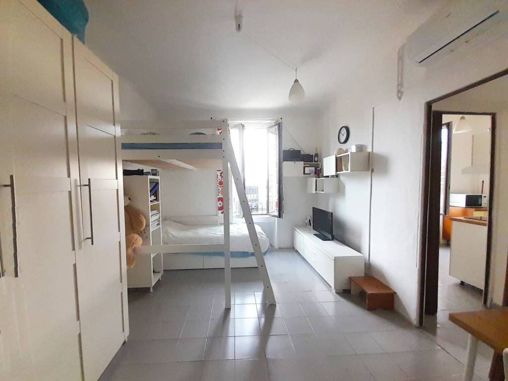 appartamento in affitto a Milano in zona Famagosta