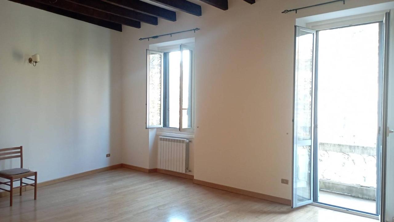 appartamento in affitto a Milano in zona Cinque Giornate