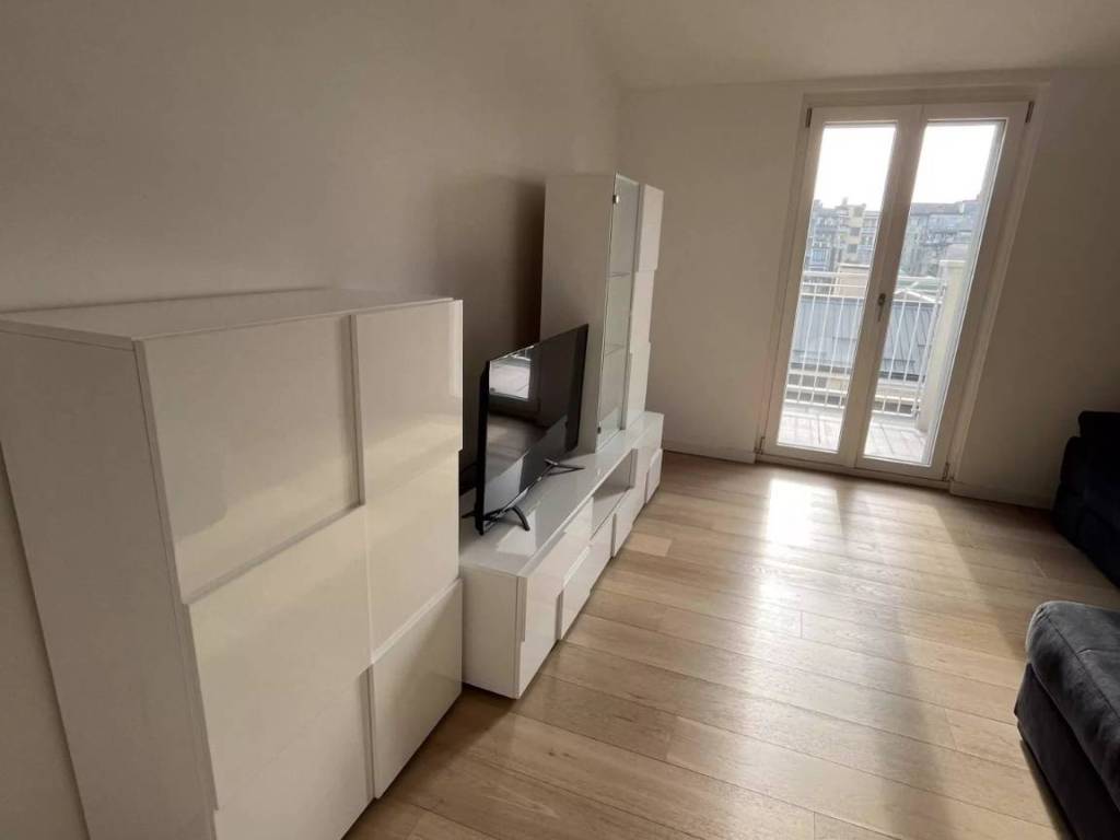 appartamento in affitto a Milano in zona Solari