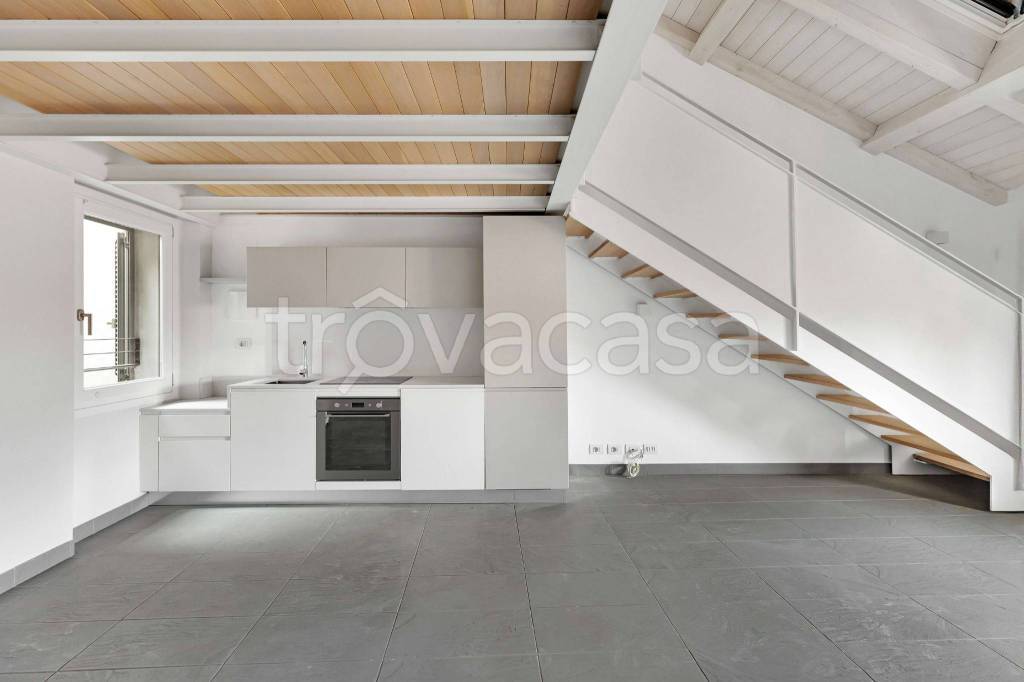 appartamento in affitto a Milano