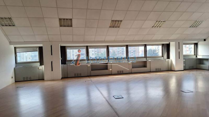 ufficio in affitto a Milano