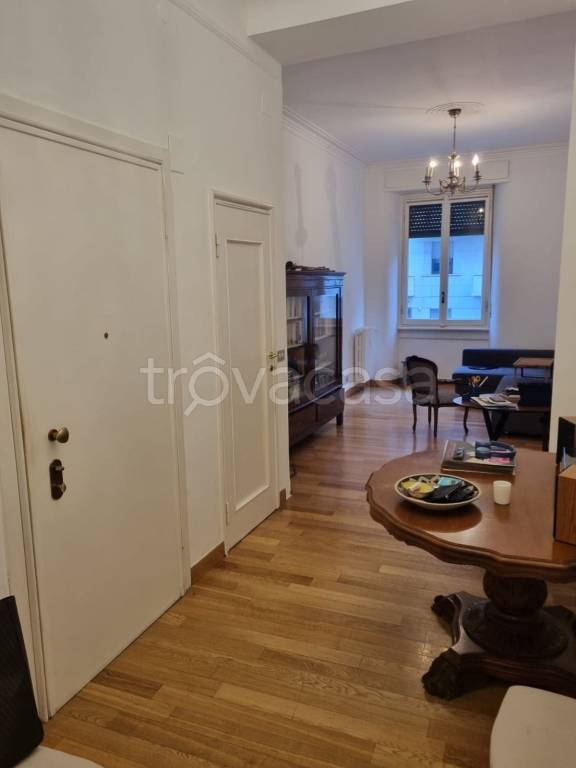 appartamento in affitto a Milano in zona Centro Direzionale