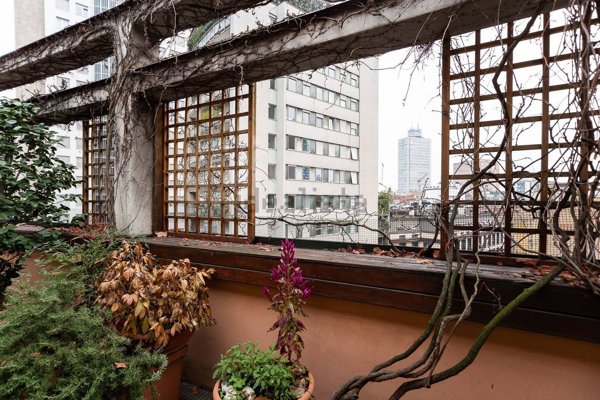 appartamento in affitto a Milano in zona Porta Nuova