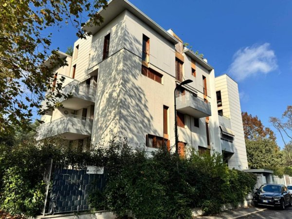 appartamento in affitto a Milano in zona QT8