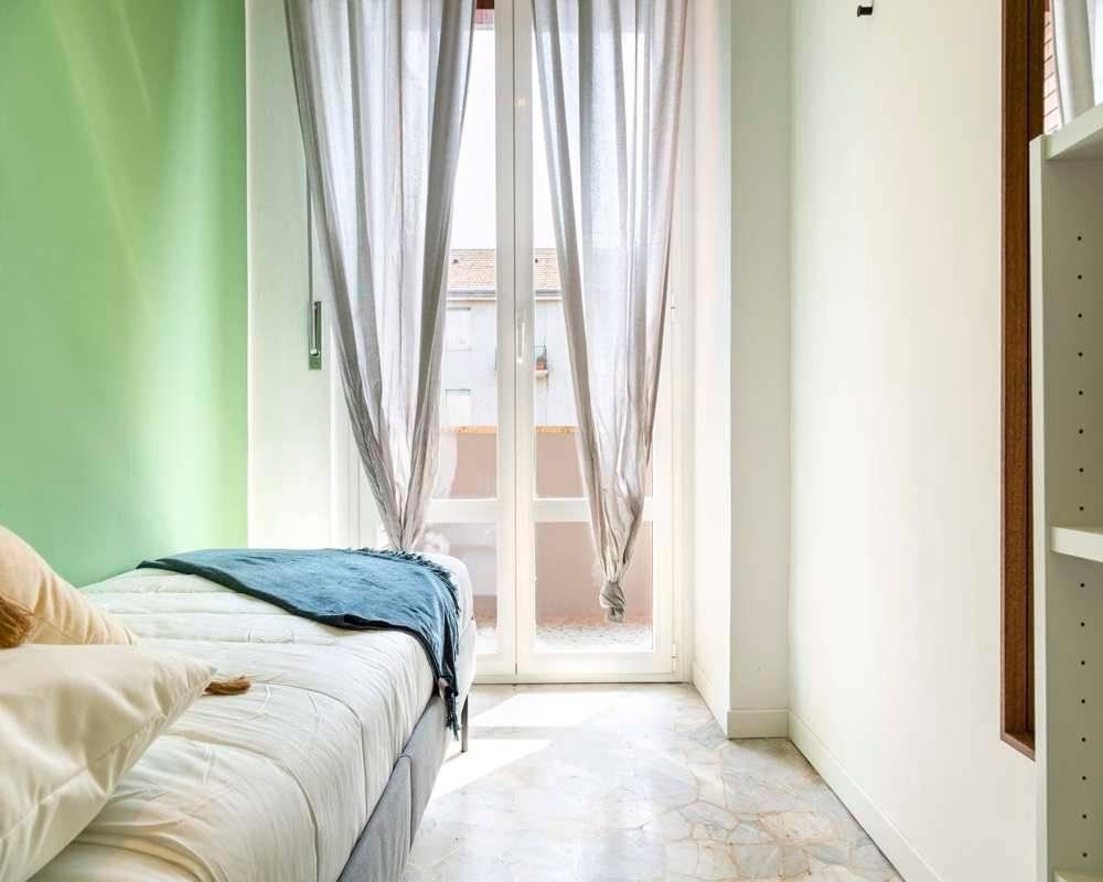 appartamento in affitto a Milano in zona Lorenteggio