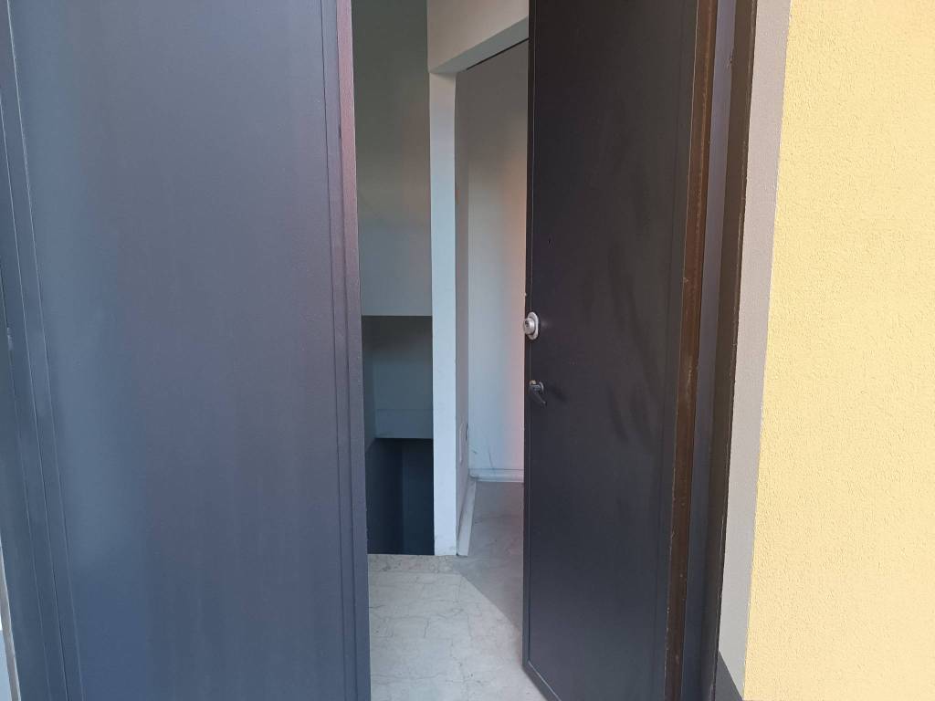 negozio in affitto a Milano in zona Porta Romana