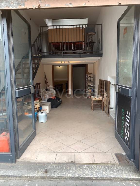 negozio in affitto a Milano in zona Villapizzone