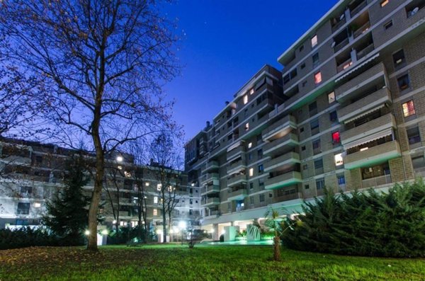 negozio in affitto a Milano in zona Ronchetto sul Naviglio