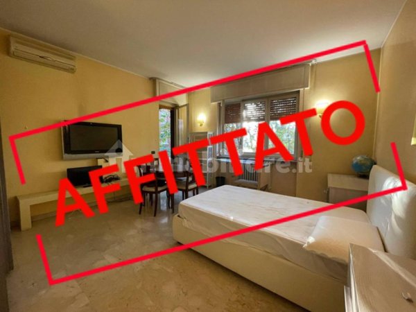 negozio in affitto a Milano in zona Crescenzago