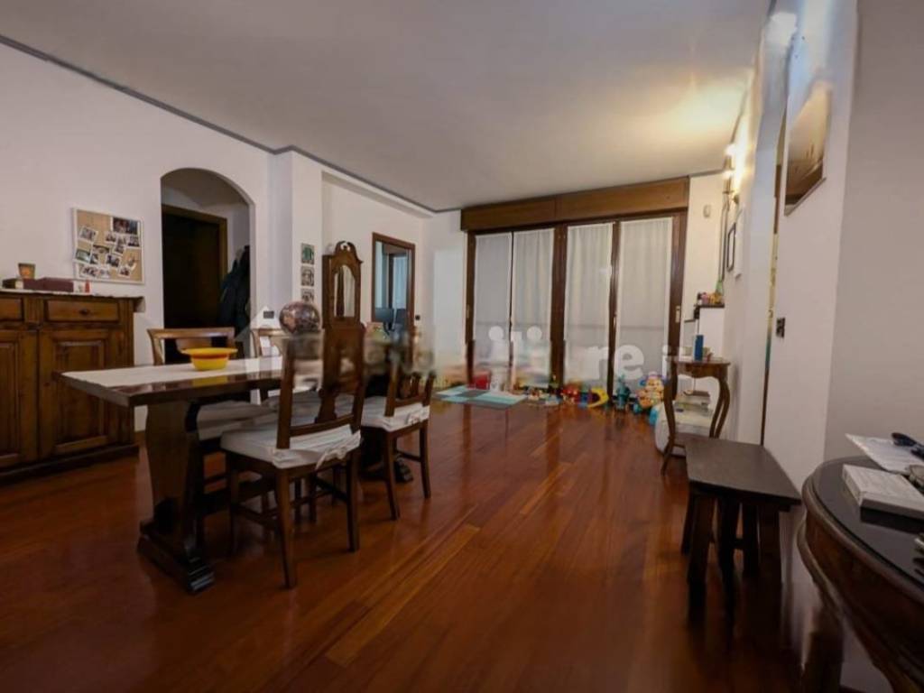 appartamento in affitto a Milano in zona Famagosta