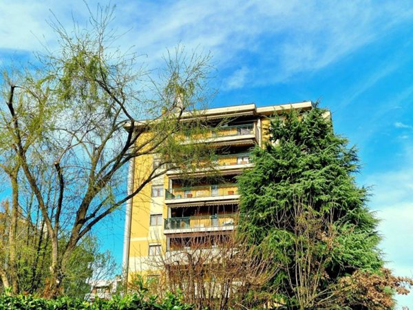 appartamento in affitto a Milano in zona Barona