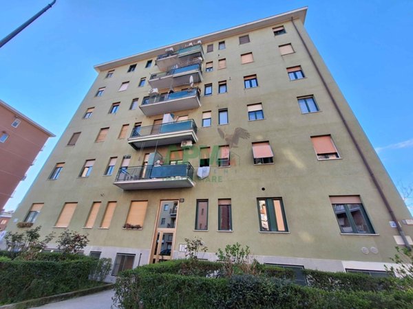 appartamento in affitto a Milano in zona Rottole