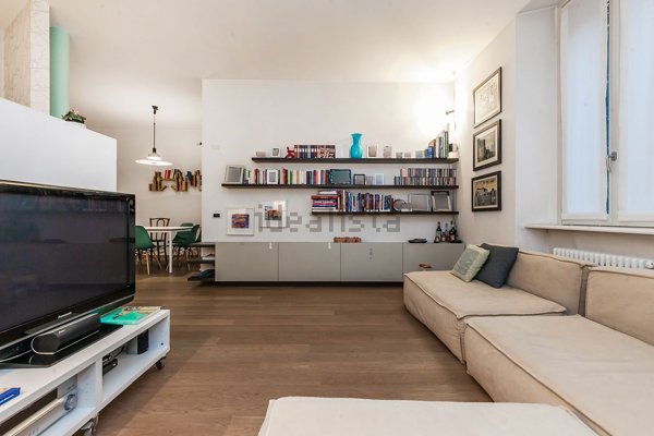 appartamento in affitto a Milano in zona Lorenteggio