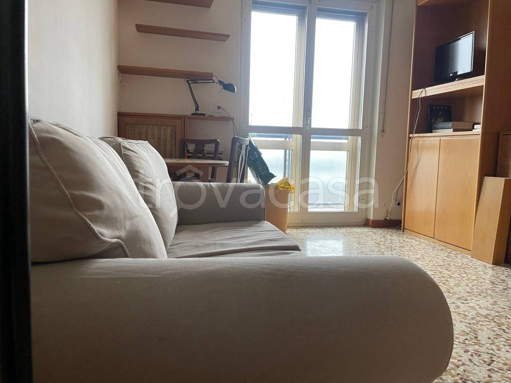 appartamento in affitto a Milano in zona Dergano