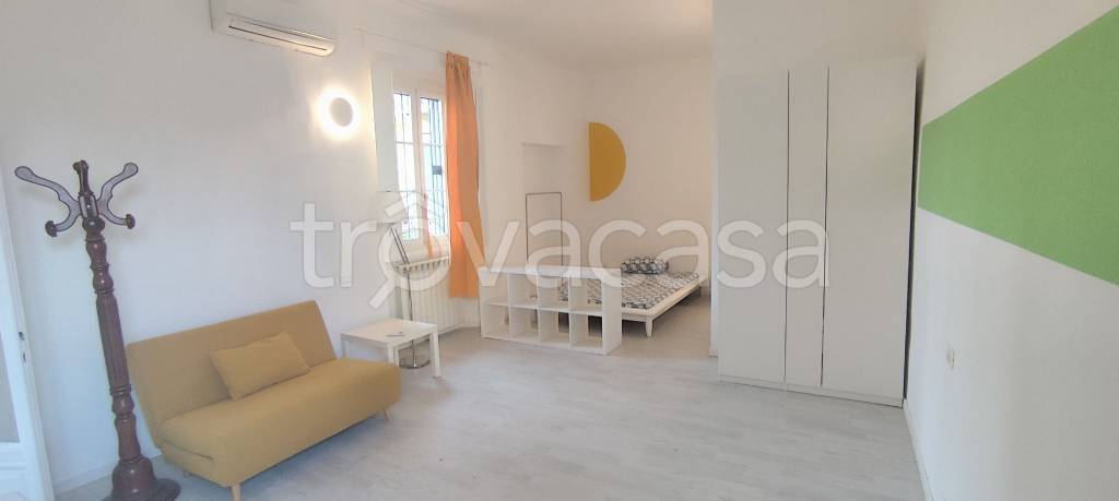 appartamento in affitto a Milano in zona Porta Genova