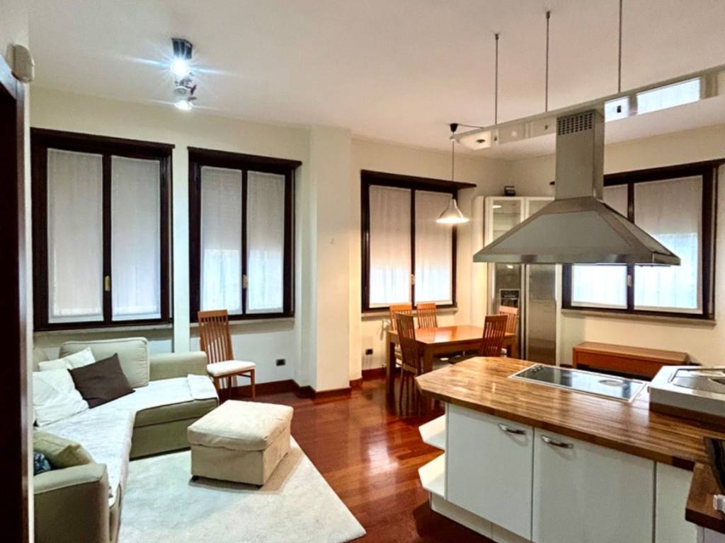 appartamento in affitto a Milano