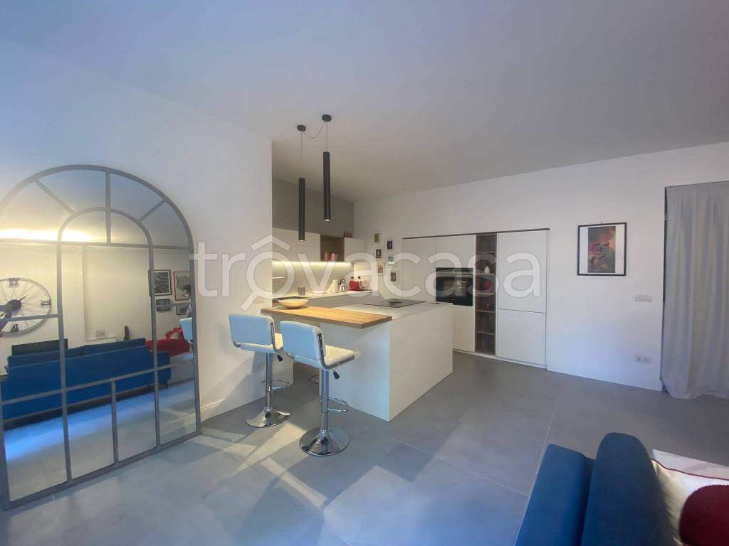 appartamento in affitto a Milano in zona Famagosta