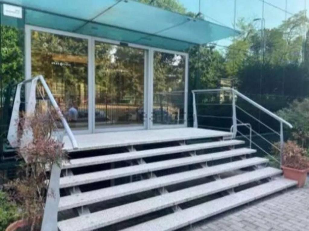ufficio in affitto a Milano in zona Precotto