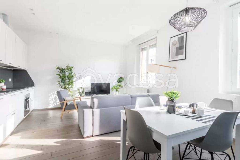 appartamento in affitto a Milano