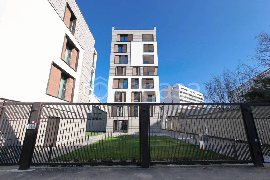 appartamento in affitto a Milano in zona Porta Vittoria