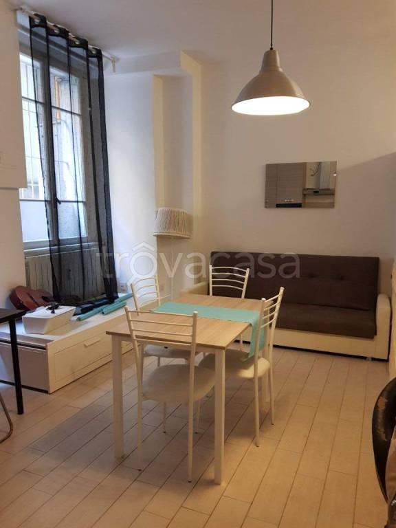 appartamento in affitto a Milano in zona Centro Direzionale