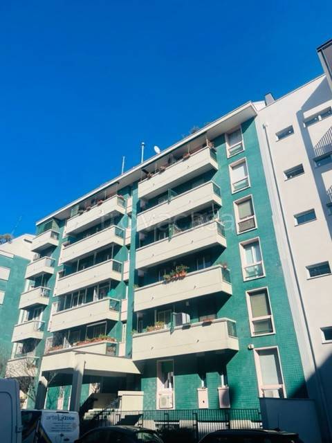 appartamento in affitto a Milano in zona Barona
