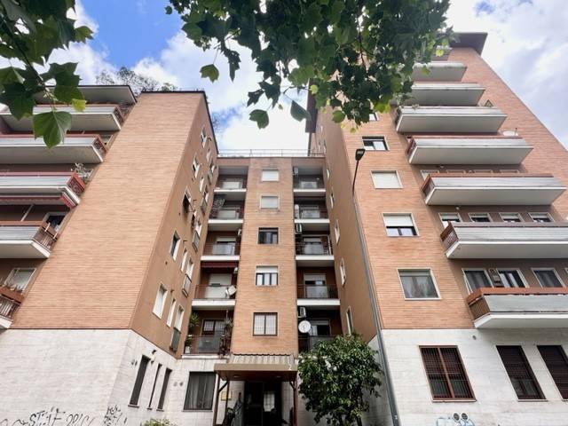 appartamento in affitto a Milano in zona Maggiolina