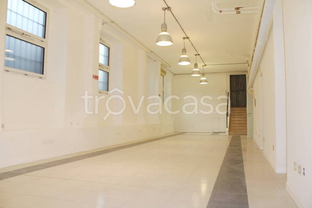 trivano in affitto a Milano in zona Porta Vittoria