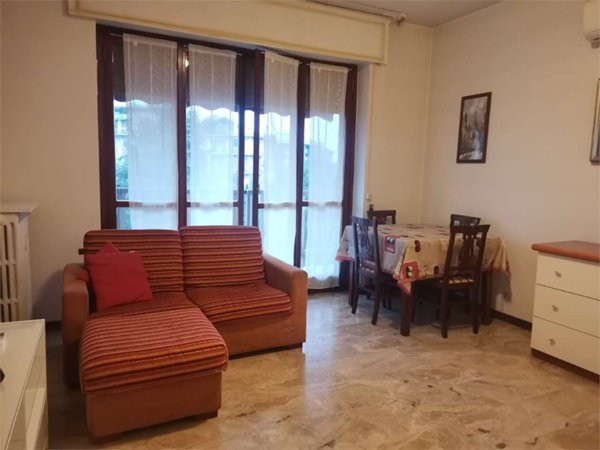 appartamento in affitto a Milano in zona Famagosta