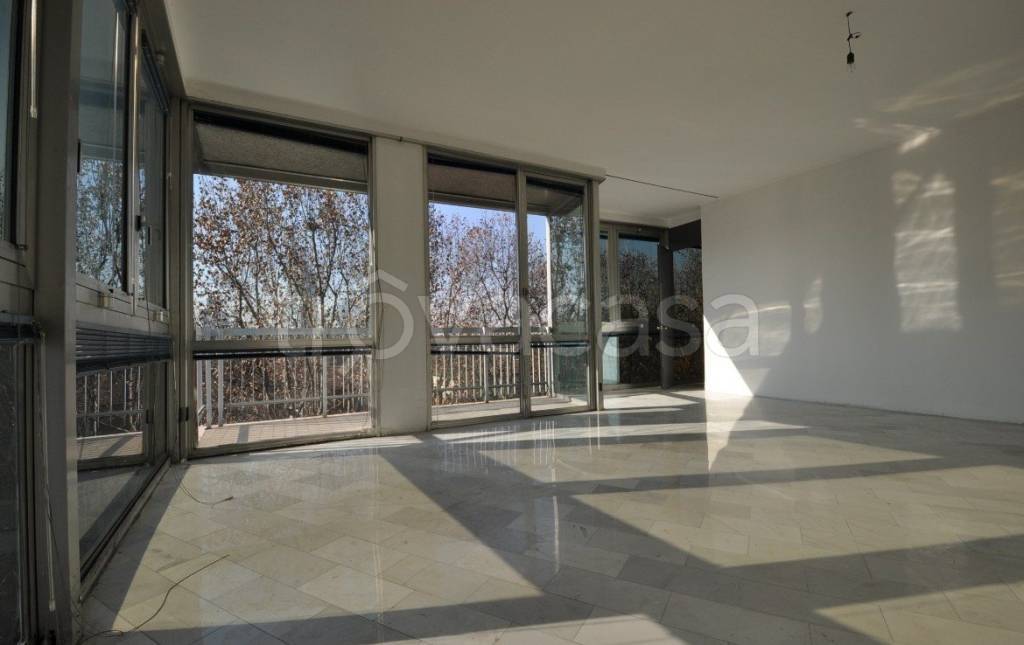 ufficio in affitto a Milano