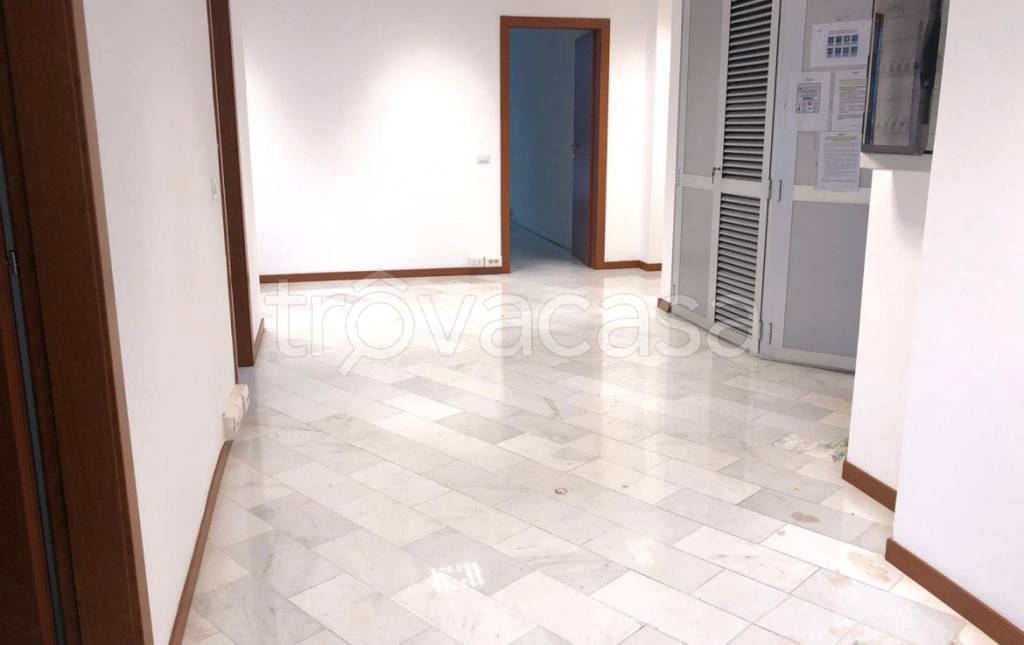 ufficio in affitto a Milano