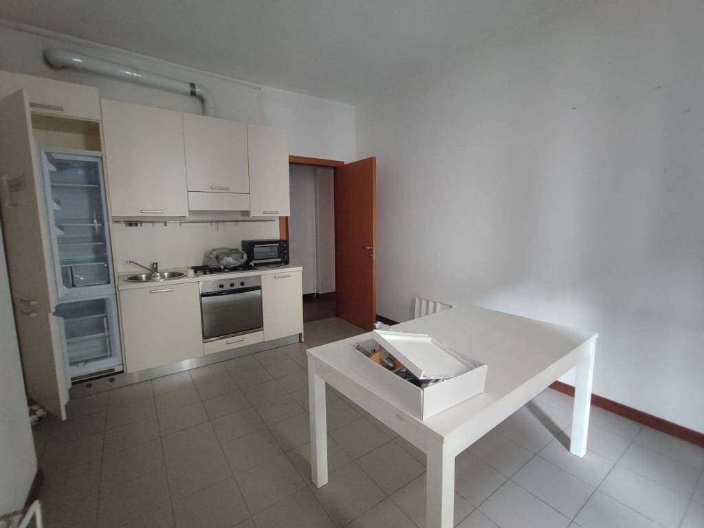 appartamento in affitto a Milano in zona Guastalla
